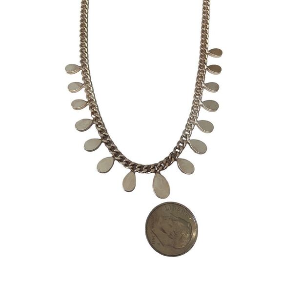 Matte Silver Petal Charm Collar Necklace. - Picture 5 of 5